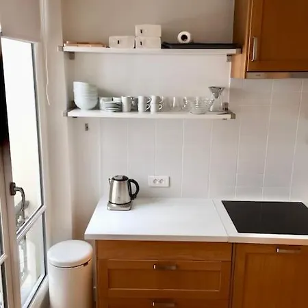 Charming And Calm Nest In Vibrant Canal Area Apartamento Paris